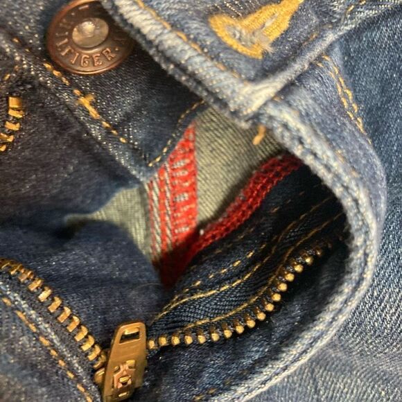 TOMMY HILFIGER Women’s Modern Bootcut Jeans Size 10R Inseam 30.5 Blue‎ - Picture 4 of 11